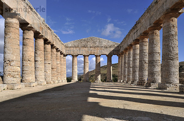 Griechischer Tempel von Segesta  Sizilien  Italien