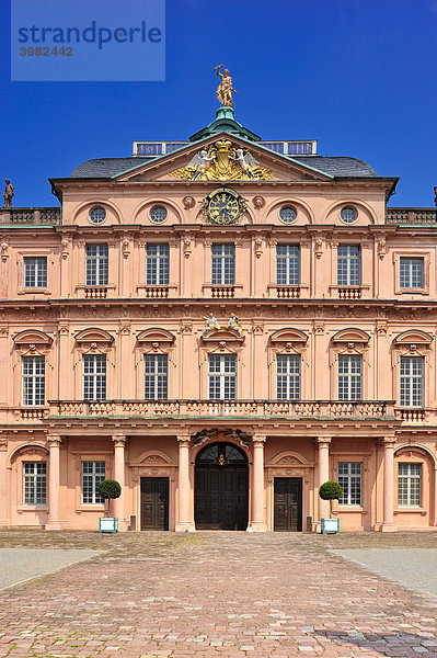 Hofseite Schloss Rastatt  Residenzschloss  Rastatt  Schwarzwald  Baden-Württemberg  Deutschland  Europa