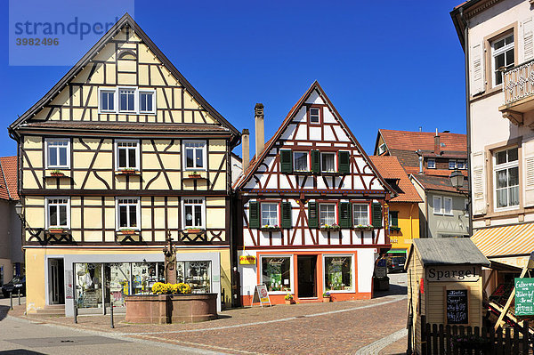 Altstadt Fachwerkfassaden  Gernsbach  Murgtal  Schwarzwald  Baden-Württemberg  Deutschland  Europa