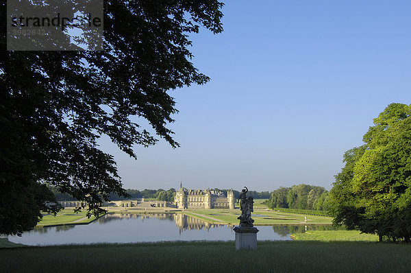 Schloss Chantilly  Chateau de Chantilly  Chantilly  Region Picardie  Frankreich  Europa