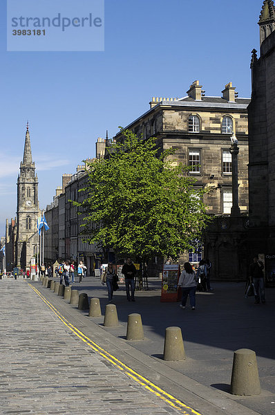 Straßenszene  Edinburgh  Region Lothian  Schottland  Vereinigtes Königreich  Europa