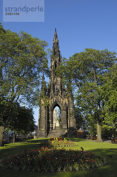 Scott Monument Denkmal an der der Princes Street Straße  Edinburgh  Region Lothian  Schottland  Vereinigtes Königreich  Europa