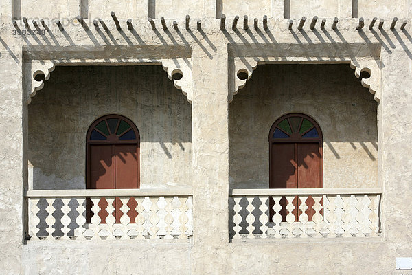 Souq al Waqif  ältester Souq  Bazar  des Landes  der alte Teil ist frisch renoviert  die neueren Teile wurde im historischen Stil umgebaut  Doha  Katar