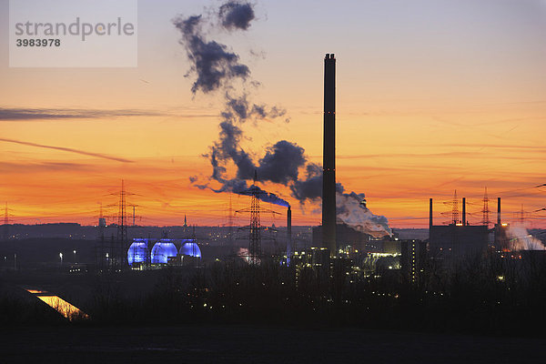 Industrielandschaft  Kokerei Prosper  Bottrop  Müllheizkraftwerk Essen-Karnap  RWE Power AG  Essen  Emscherklärwerk Bottrop  Ruhrgebiet  Nordrhein-Westfalen  Deutschland  Europa