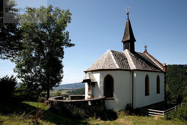 Kreuzbergkapelle bei Buchenbach im Schwarzwald  Baden-Württemberg  Deutschland  Europa