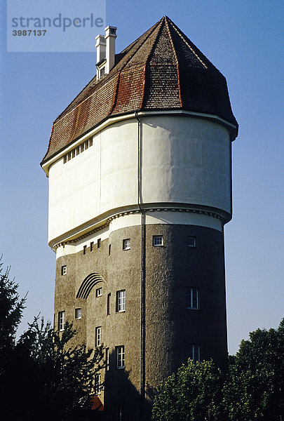 Wasserturm  erbaut 1915  Eisenbahnersiedlung  Duisburg  Rheinhausen-Friemersheim  Nordrhein-Westfalen  Deutschland  Europa