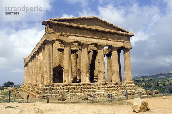 Antiker griechischer Tempel der Concordia  Valle dei Templi Tal der Tempel  Archäologische Stätten von Agrigent  Sizilien  Italien