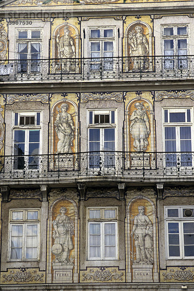 Geflieste Fassade  Alfama  Lissabon  Portugal  Europa