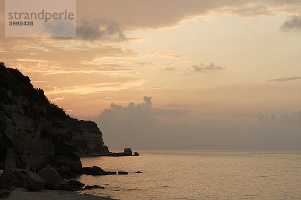 Sonnenuntergang  Tropea  Kalabrien  Italien  Europa