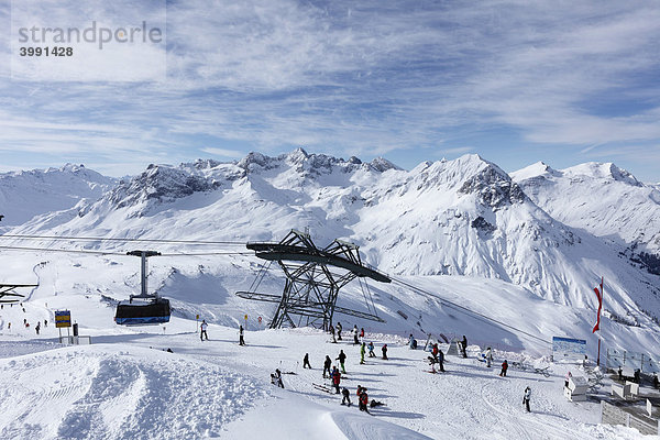 Skigebiet Lech am Rüfikopf  Rüfikopfbahn  Lechtaler Alpen  Vorarlberg  Österreich
