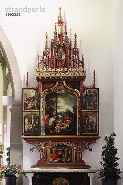 Rechter Seitenaltar mit Beweinung Christi  Dom St. Nikolaus  Feldkirch  Vorarlberg  Österreich  Europa