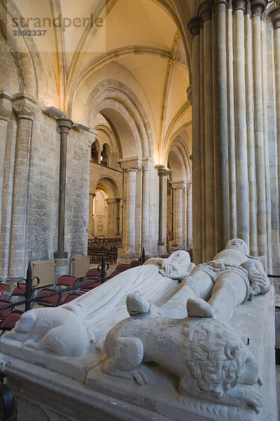 Arundel Grab in der Chichester Kathedrale  Chichester  Sussex  England  Großbritannien