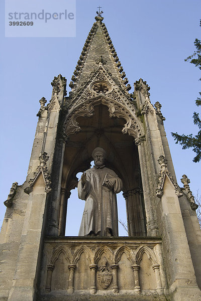 John Hooper Denkmal  zweiter Bischof von Gloucester  Gloucester  England  Großbritannien