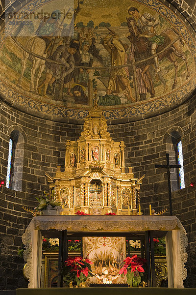 Altar  St Giacomo Basilika  Basilica di San Giacomo  Bellagio  Lago di Como  Comer See  Lombardei  Italien