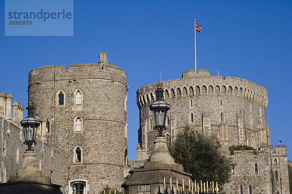 Turm Henrys III und Runder Turm  Burgfried  von Windsor Castle  Windsor  Berkshire  England  Großbritannien