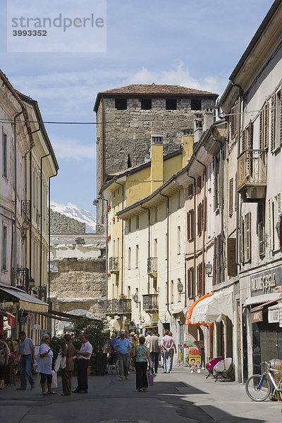 Rue St Anselme Straße  Aosta  Aostatal  Valle d'Aosta  Italien  Europa