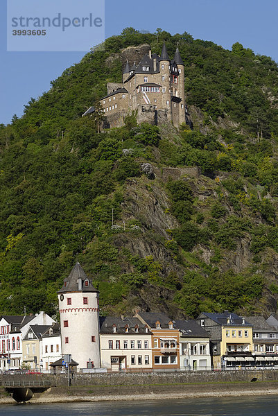 Burg Katz  eigentlich Burg Neukatzenelnbogen  und Loreleystadt Sankt Goarshausen  UNESCO-Welterbe Mittelrheintal  Rheinland-Pfalz  Deutschland  Europa
