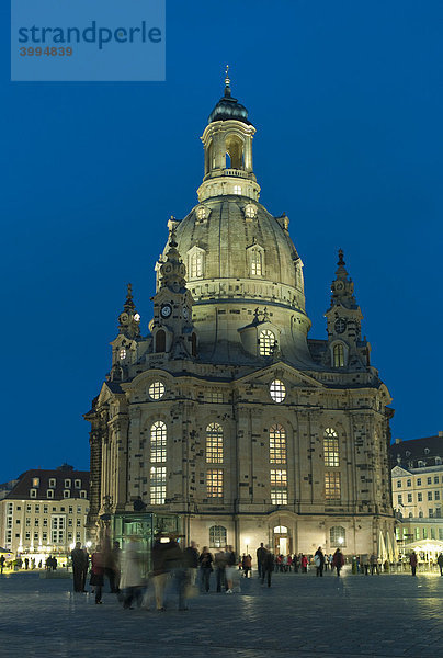 Evangelische Frauenkirche  Wahrzeichen der Stadt Dresden  Sachsen  Deutschland  Europa