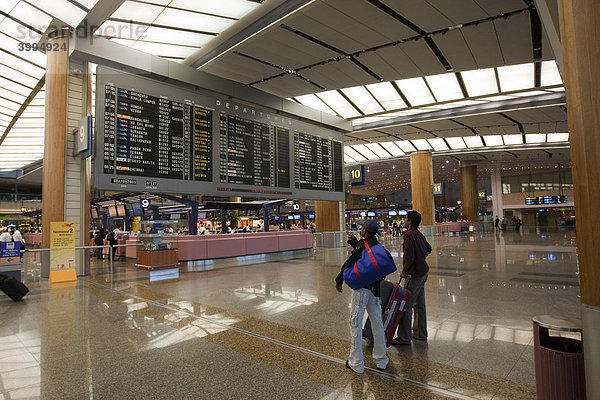 Changi Internationaler Flughafen  Abfertigungshalle  Singapur  Südostasien