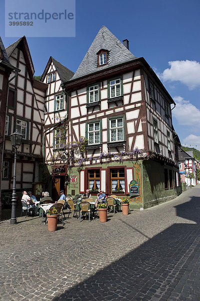 Die Altstadt von Bacharch  Unesco-Welterbe Oberes Mittelrheintal  Bacharach  Rheinland Pfalz  Deutschland  Europa