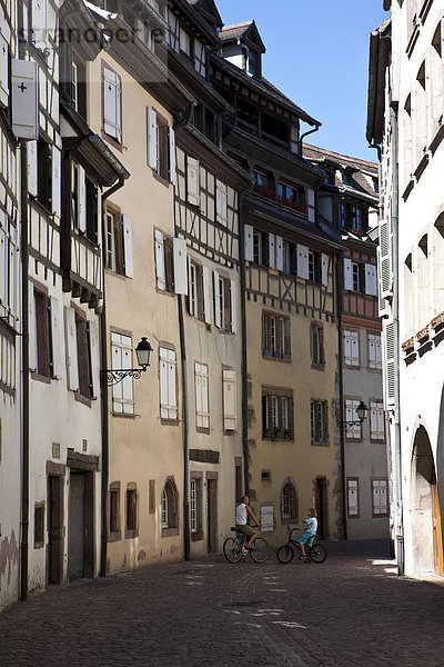 Petite Rue de Tannuers  Altstadt  Colmar  Elsass  Frankreich  Europa