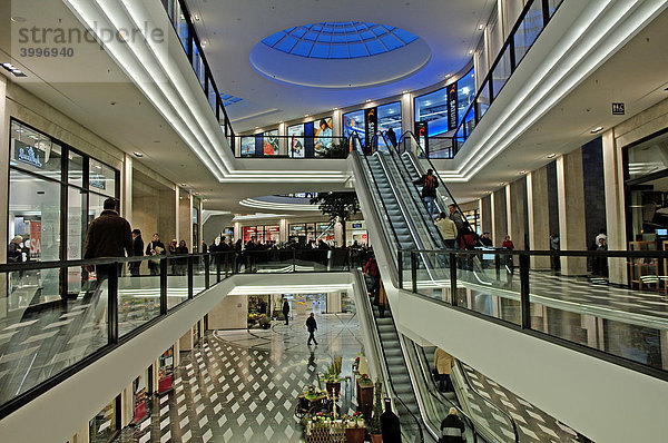 Modernes Einkaufszentum in der Innenstadt  Münster  Westfalen  Deutschland  Europa