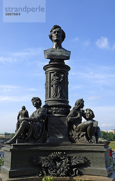 Denkmal Ernst Friedrich August Rietschel  Bildhauer  Spätklassizismus  Dresden  Sachsen  Deutschland  Europa