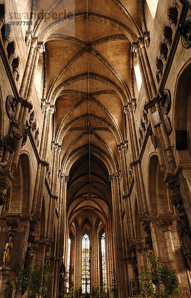 Gotisches Kreuzgewölbe in der Sebaldus Kirche  Nürnberg  Mittelfranken  Bayern  Deutschland  Europa