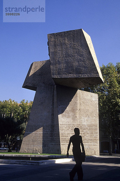 Skulptur  Monument zur Entdeckung Amerikas  Jardines del Descubrimiento  Platz Plaza de Colon  Madrid  Spanien  Europa