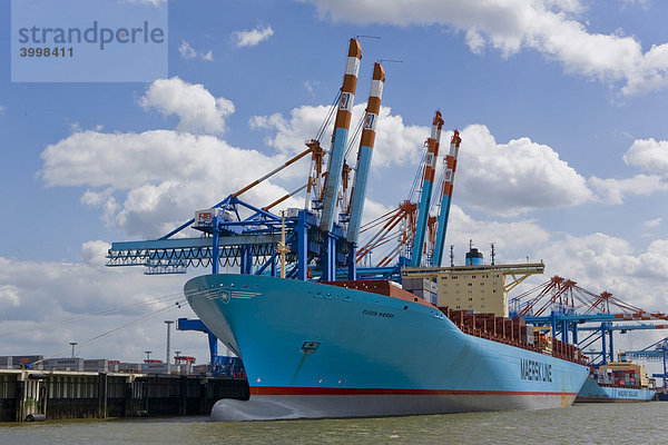 Containerschiff Eugen Maersk Randers am Containerterminal in Bremerhaven  Deutschland
