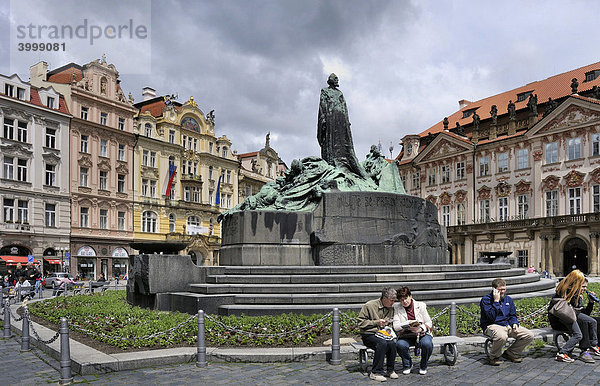 Altstädter Ring  Denkmal Jan Hus  Prag  Tschechische Republik  Europa
