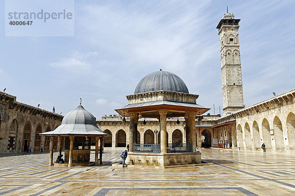 Umayyaden Moschee  Große Moschee  in der Altstadt von Aleppo  Syrien  Naher Osten  Asien