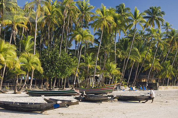 Palmen Strand  Ngapali Beach  Thandwe  Rakhine Küste  Golf von Bengalen  Burma  Birma  Myanmar  Asien