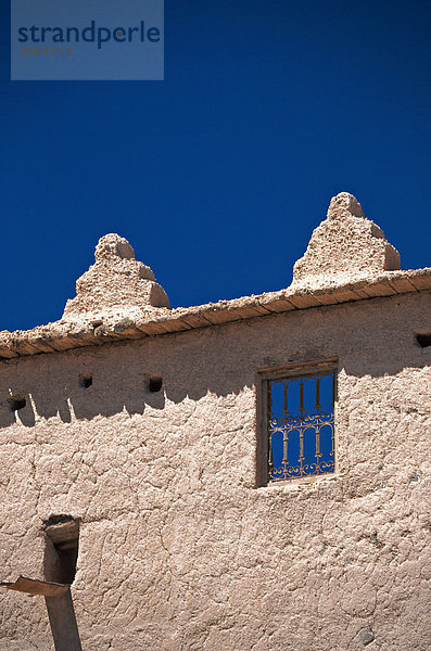 Wall eines typisch marokkanischen Hauses  Zagora  Marokko  Nordafrika