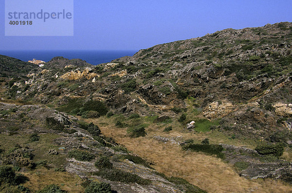 Mittelmeer-Küste in der Nähe von Cadaques  Costa Brava  Spanien  Europa