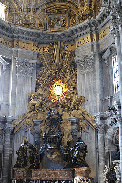 Apsis  Kathedra Petri  Petersdom  Altstadt  Vatikanstadt  Italien  Europa