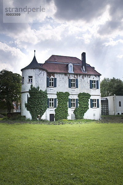 Schloss Goldschmieding  Rückseite  Castrop-Rauxel  Nordrhein-Westfalen  Deutschland  Europa