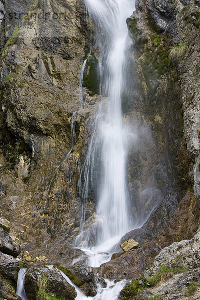 Wasserfall im Oberautal  Detail  Achenkirch  Karwendelgebirge  Nordtirol  Österreich  Europa