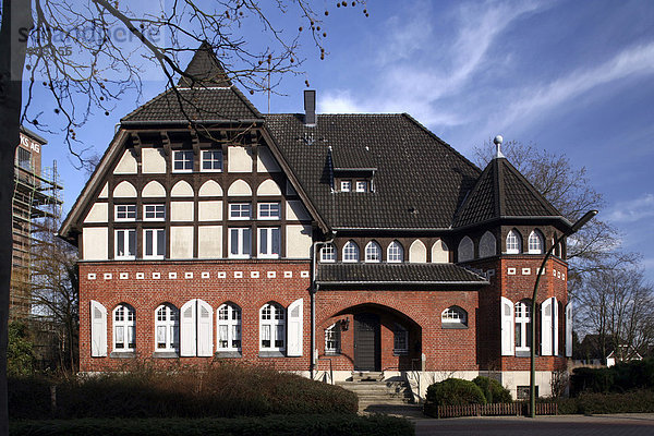 Bergarbeiterhaus in Castrop-Rauxel  Bergbeamtenhaus  Ruhrgebiet  Nordrhein-Westfalen  Deutschland  Europa