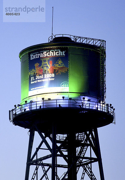 Wasserturm im Westpark  Bochum  Ruhrgebiet  Nordrhein-Westfalen  Deutschland  Europa