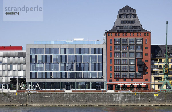 Zu Wohnungen und Büros umgebautes Speichergebäude Silo 23 im Rheinauhafen  Köln  Rheinland  Nordrhein-Westfalen  Deutschland  Europa