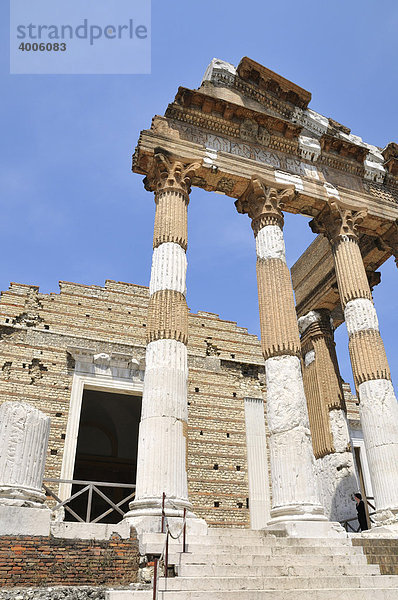 Kapitolischer Tempel  römische Ruine  Via dei Musei  Brescia  Lombardei  Italien  Europa