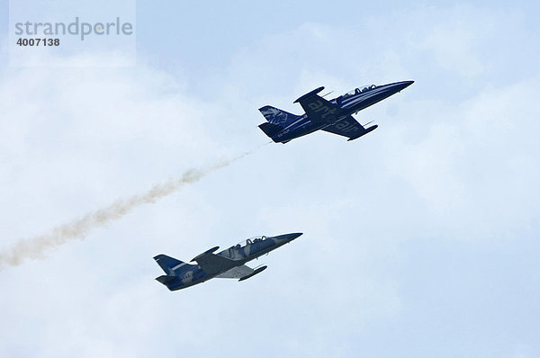 Zwei Jets im Formationsflug