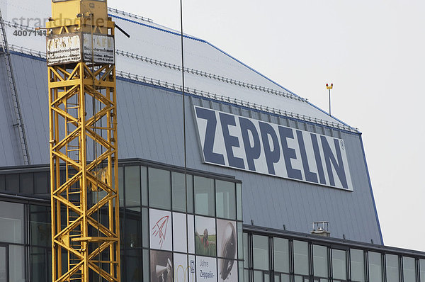 Detailansicht der Zeppelinhalle in Friedrichshafen  Baden-Württemberg  Deutschland  Europa