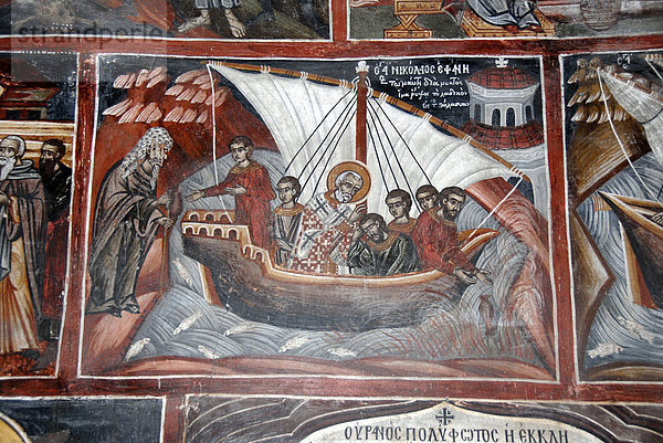 Griechisch-orthodoxes Christentum  alte byzantinische Fresken  Wandmalerei Bischof Nikolaus im Boot  Kirche Agios Nikolaos in Petra  Lesbos  Ägäis  Griechenland  Europa