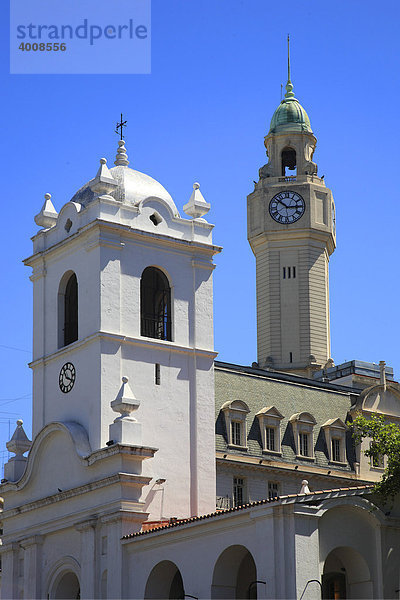 Altes Rathaus  Cabildo Museum  und Uhrturm  an der Plaza de Mayo  Buenos Aires  Argentinien  Südamerika