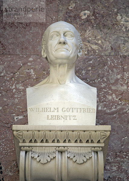 Büste des Gottfried Wilhelm Leibniz  deutscher Philosoph und Wissenschaftler