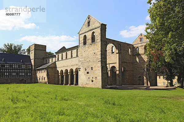 Ehemaliges Benediktinerkloster Paulinzella im Rottenbachtal  Thüringen  Deutschland  Europa