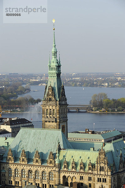 Rathaus der Hansestadt Hamburg  Deutschland  Europa