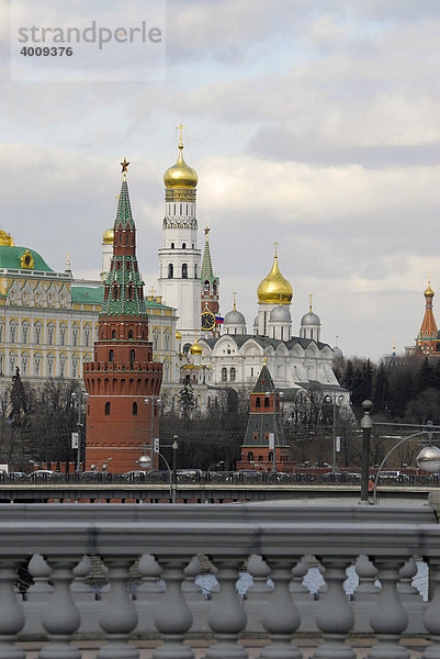 Blick auf den Kreml  Moskau  Russland